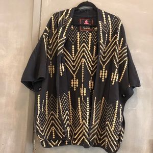 Johnny Was embroidered jacket/ shawl size small!!!